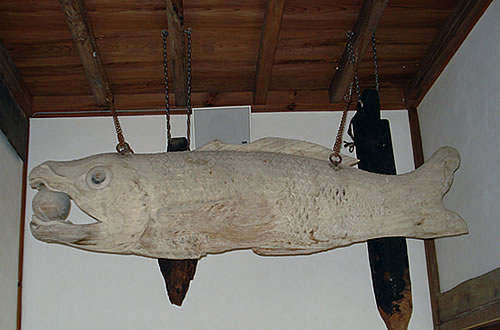 本堂の木魚